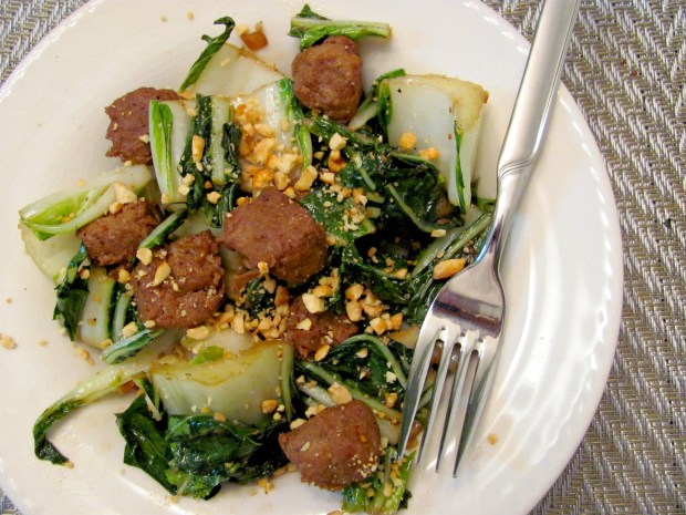 gardein beefless tips and bok choy chinese stir fry